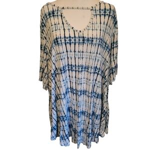 Lane Bryant Plus Keyhold Tee Blue/White sz 26/28